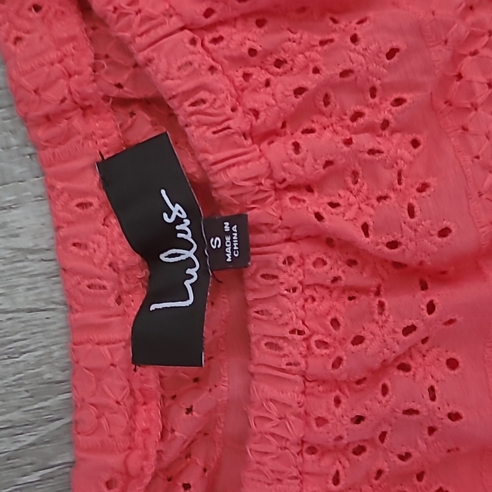 3/$8 lulus top - Picture 2 of 3